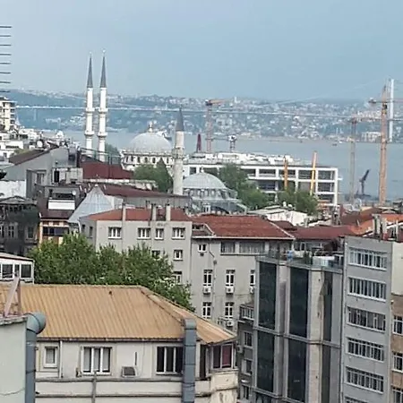 Waterfall Lägenhet Istanbul